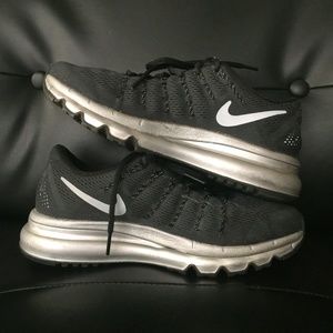 Nike Air Max running